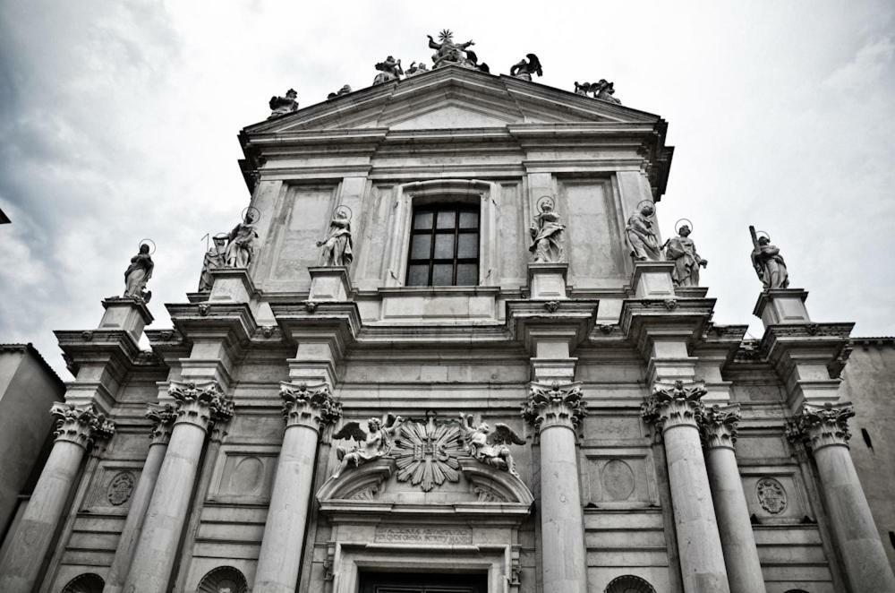 Grazioso E Venecia